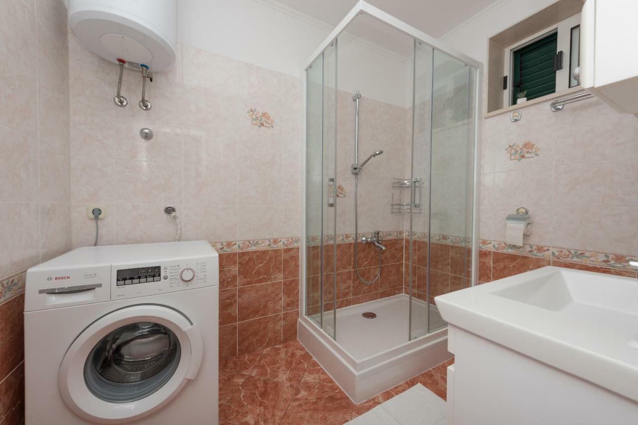 Apartmani Mona Makarska Exterior foto