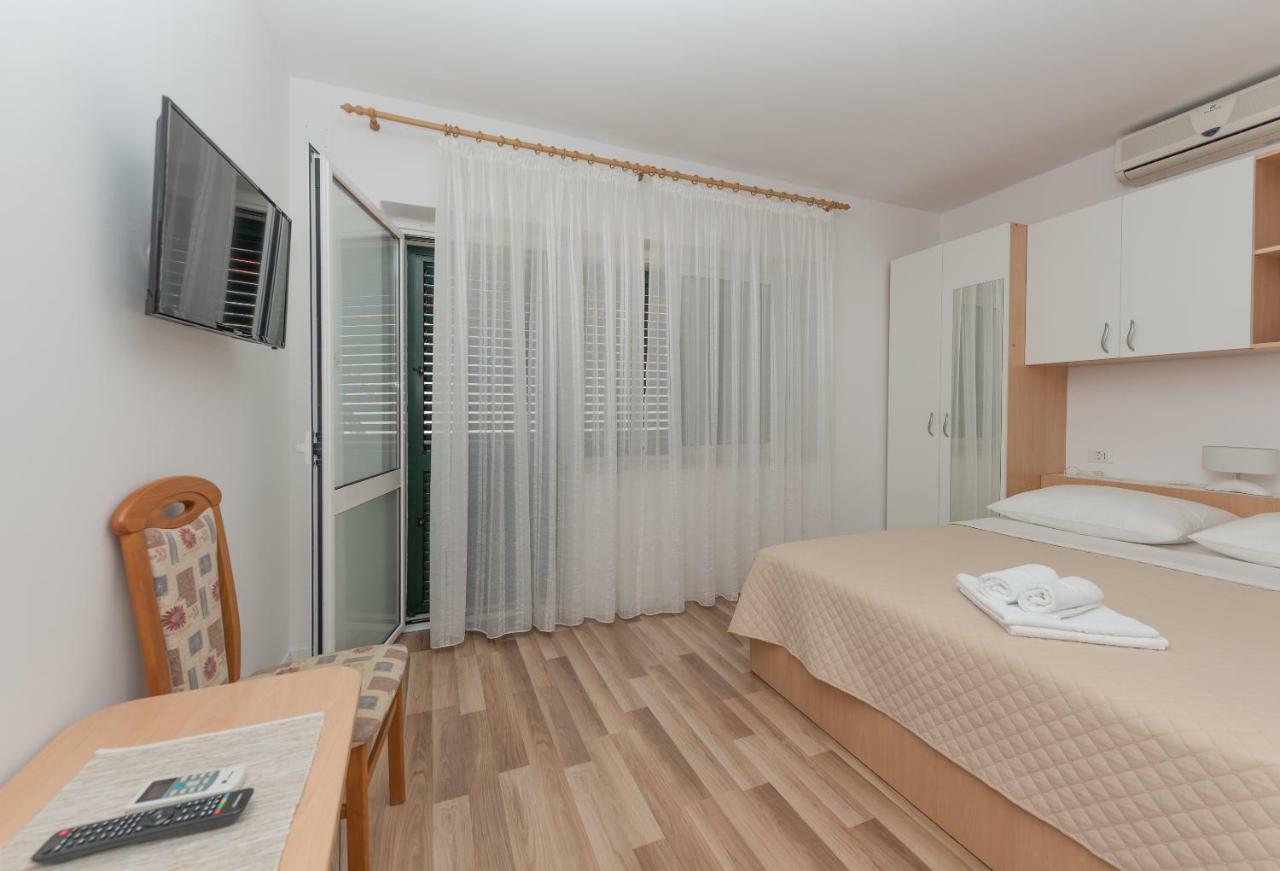 Apartmani Mona Makarska Exterior foto